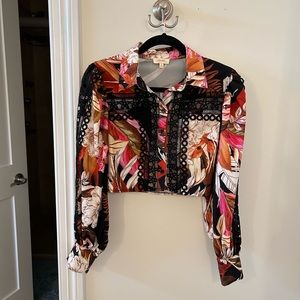 NWT a peach Cropped Buttondown